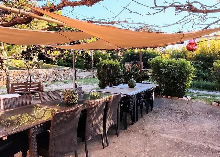 Dimora Il Camaleonte Apartments In Nature With Pool